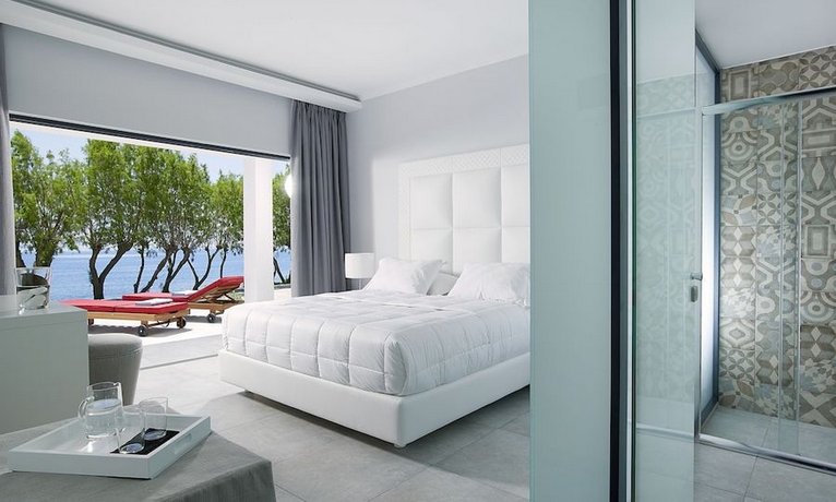Dimitra Beach Resort