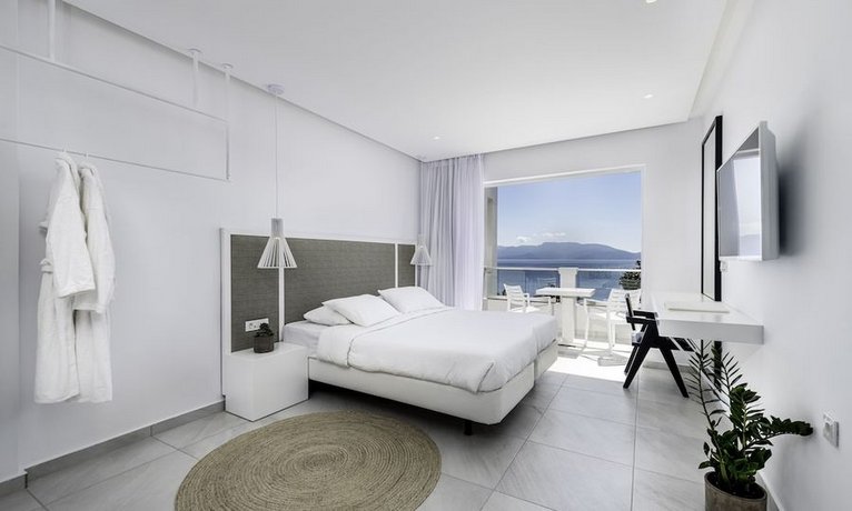 Dimitra Beach Resort