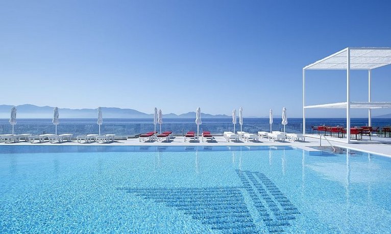 Dimitra Beach Resort