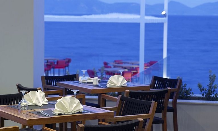 Dimitra Beach Resort
