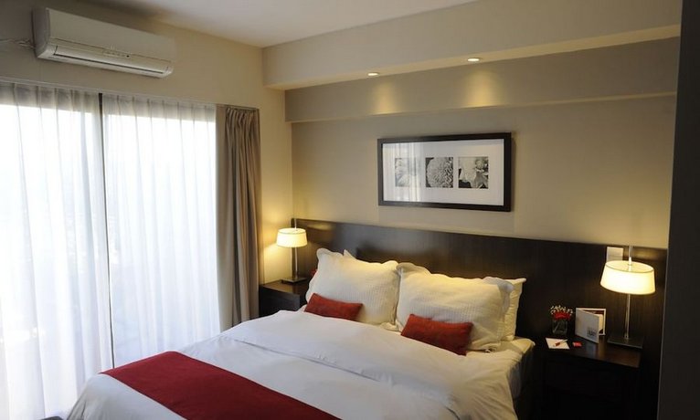 Urban Suites Recoleta Boutique Hotel