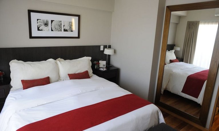 Urban Suites Recoleta Boutique Hotel