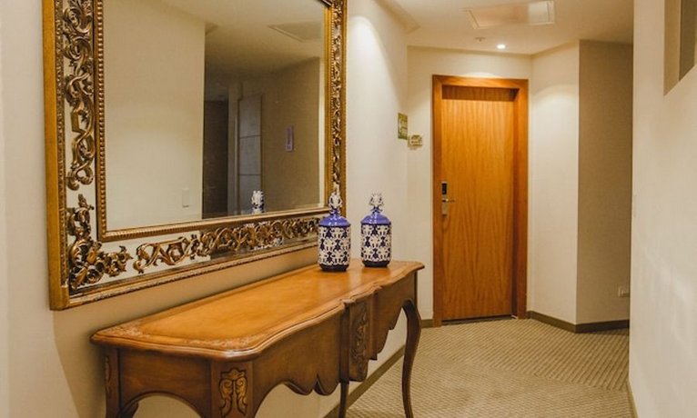 Golden Lis Hotel Boutique