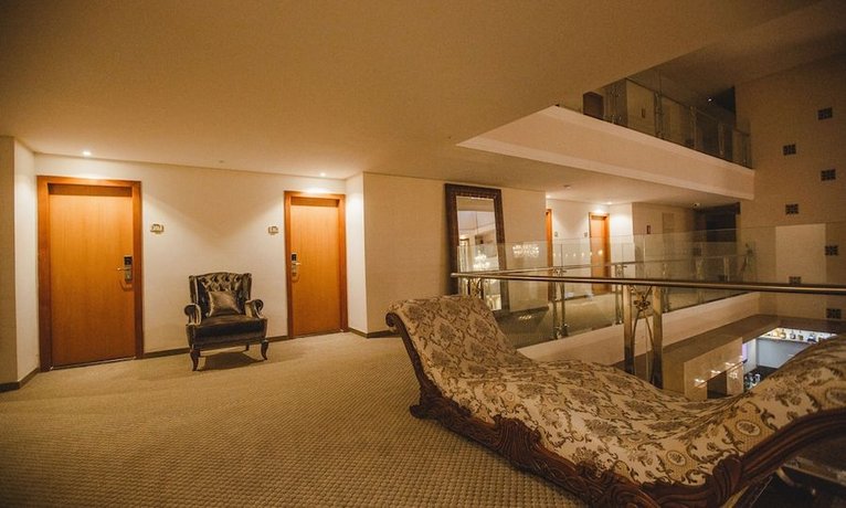 Golden Lis Hotel Boutique