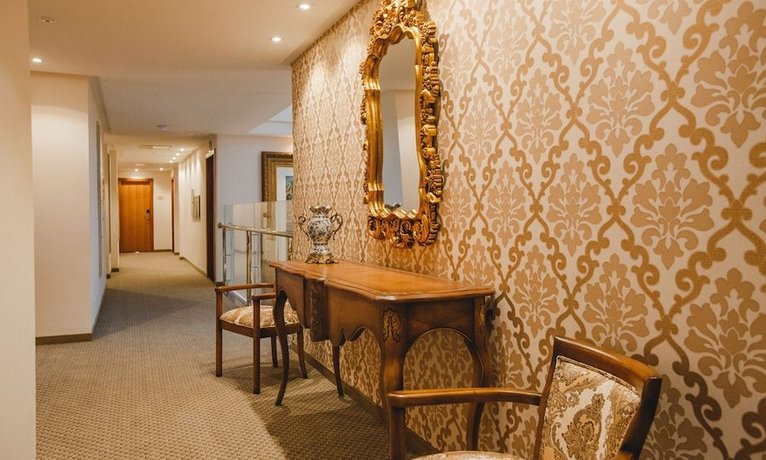 Golden Lis Hotel Boutique
