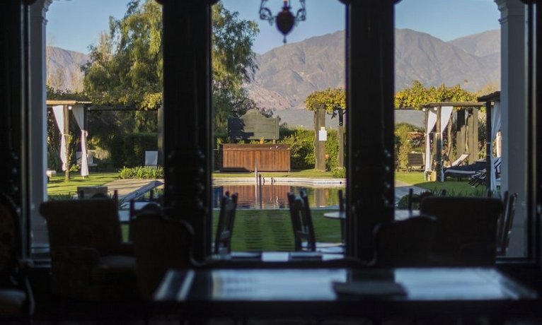 Patios De Cafayate