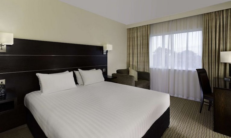 DoubleTree by Hilton London Heathrow Airport