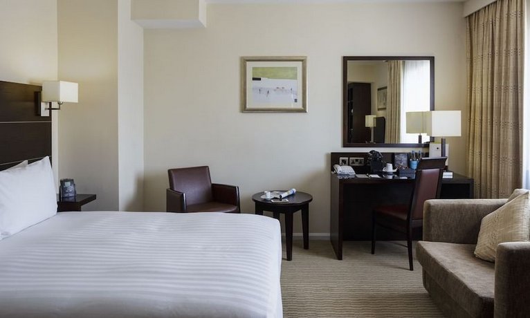 DoubleTree by Hilton London Heathrow Airport