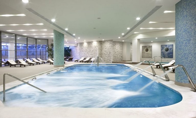 Ramada Plaza Thraki