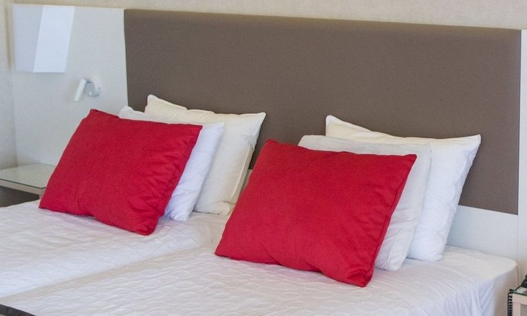 Ramada Plaza Thraki