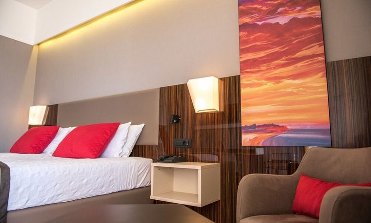 Ramada Plaza Thraki