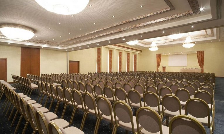 Ramada Plaza Thraki