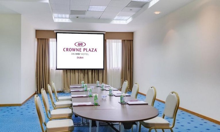 Crowne Plaza Dubai Apartments