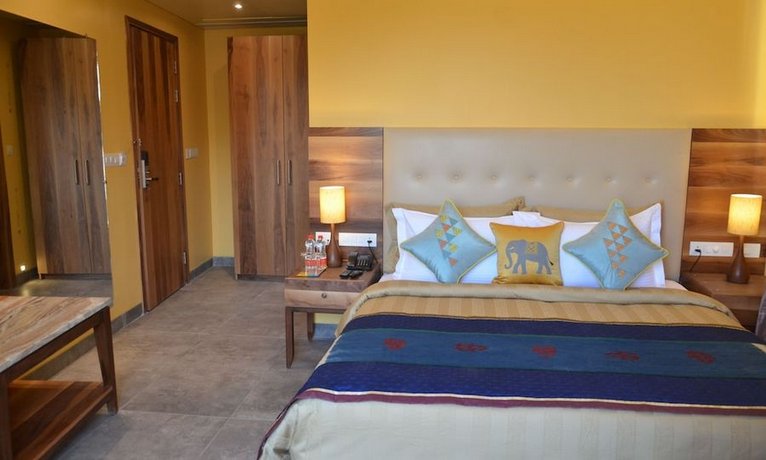 juSTa Sajjangarh Resort & Spa