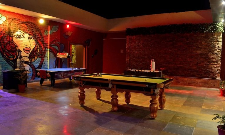 juSTa Sajjangarh Resort & Spa
