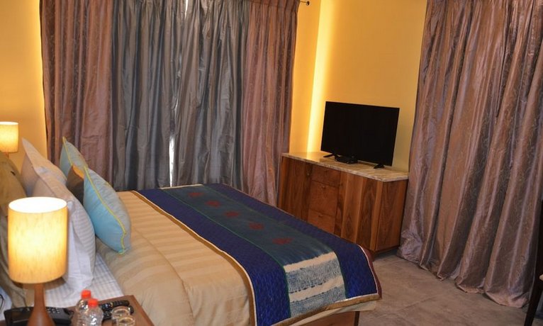 juSTa Sajjangarh Resort & Spa