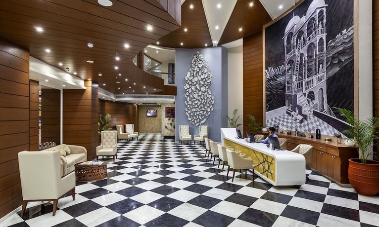 juSTa Sajjangarh Resort & Spa