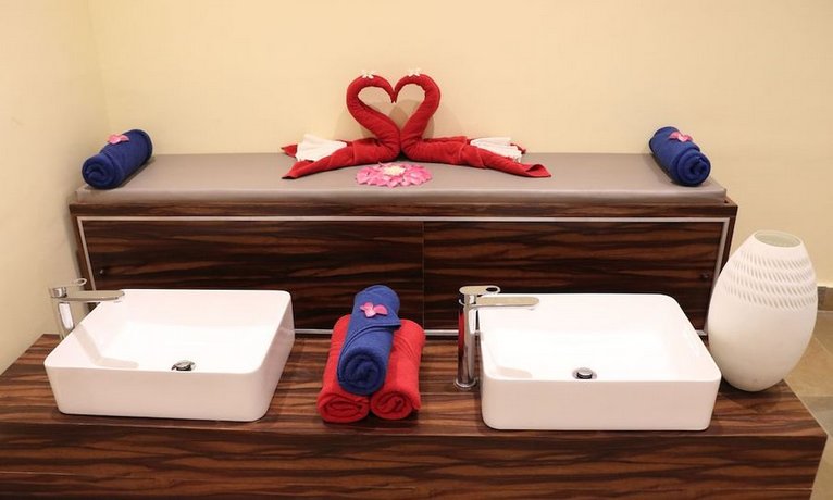 juSTa Sajjangarh Resort & Spa