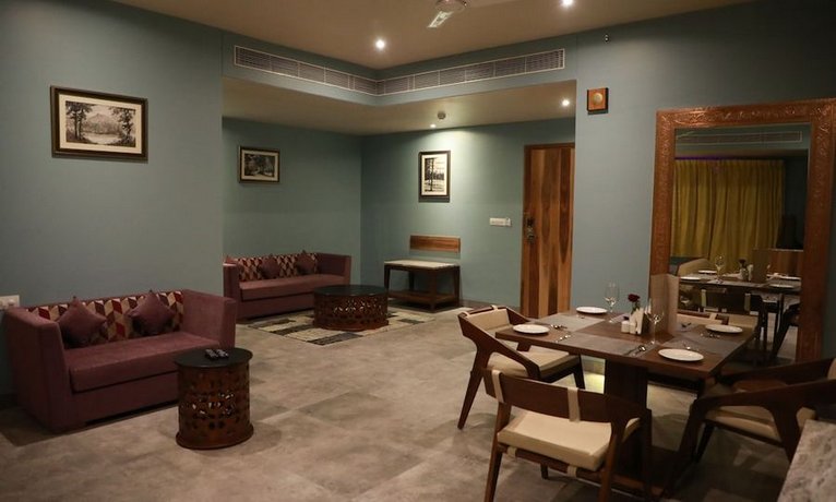 juSTa Sajjangarh Resort & Spa