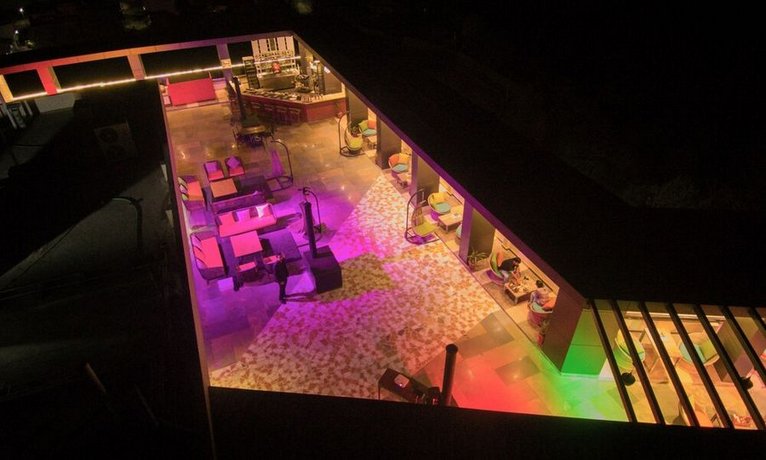 juSTa Sajjangarh Resort & Spa