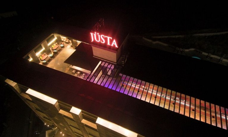 juSTa Sajjangarh Resort & Spa