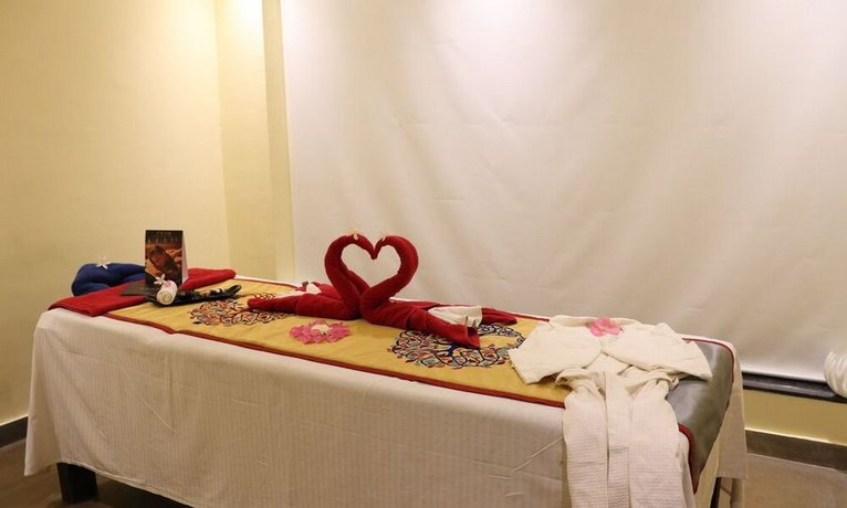 juSTa Sajjangarh Resort & Spa