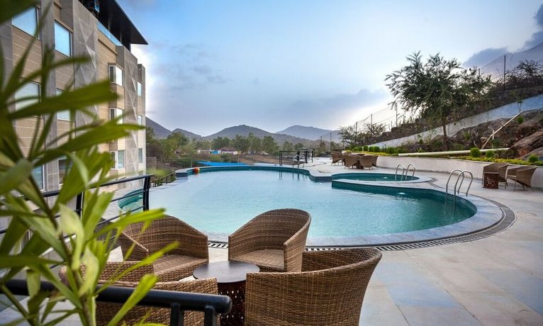 juSTa Sajjangarh Resort & Spa