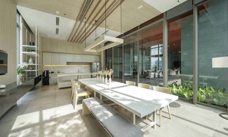 Oakwood Suites Bangkok