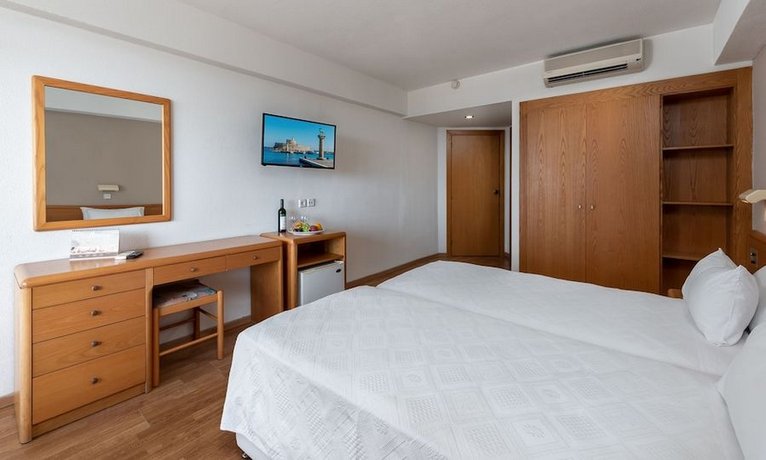 Sirene Beach Hotel