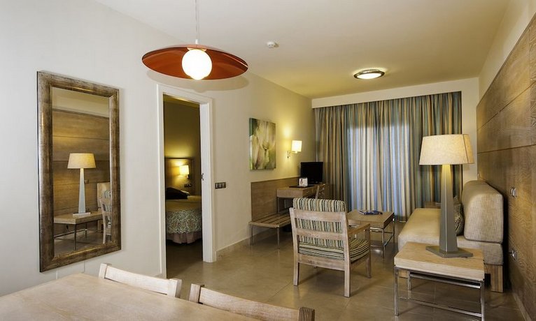 Kn Hotel Arenas del Mar Adults Only