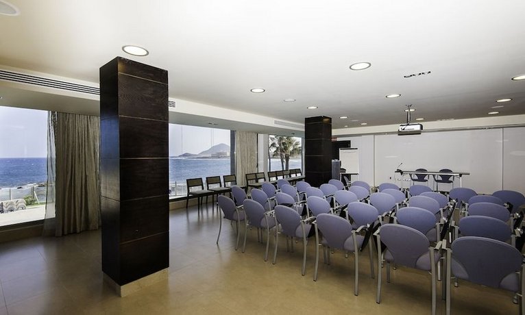 Kn Hotel Arenas del Mar Adults Only