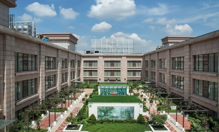 Foshan Classical Plaza Hotel Foshan Shadi Airport China thumbnail