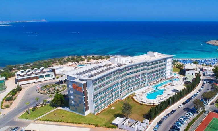 Asterias Beach Hotel