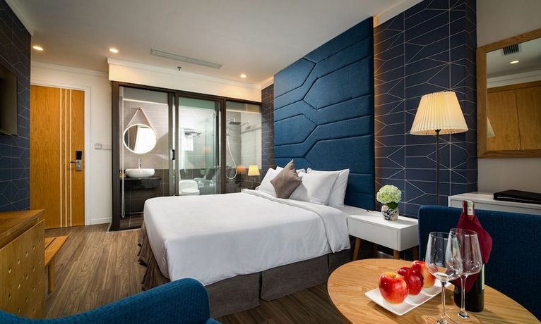 May De Ville Legend Hotel & Spa