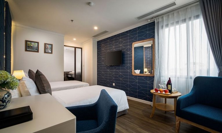 May De Ville Legend Hotel & Spa