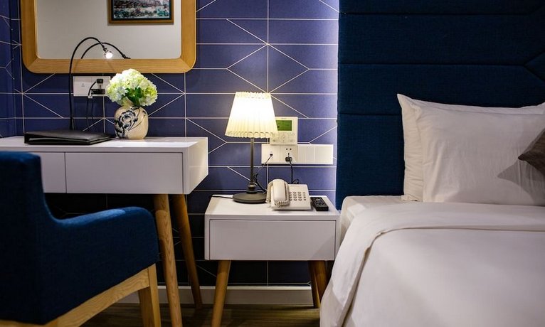 May De Ville Legend Hotel & Spa