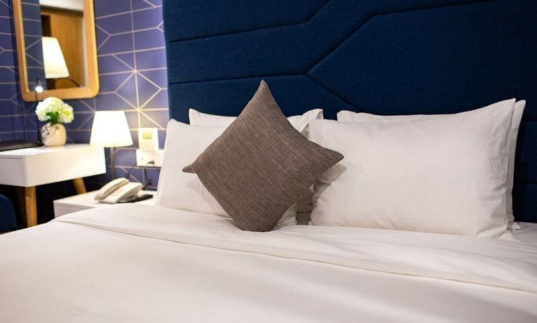 May De Ville Legend Hotel & Spa