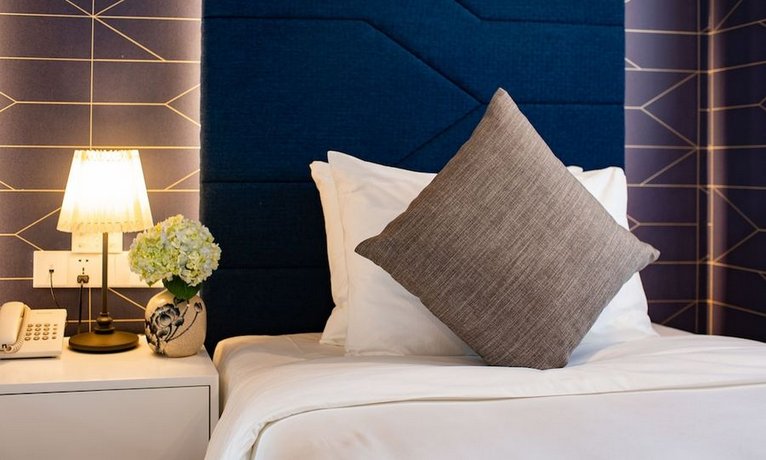 May De Ville Legend Hotel & Spa