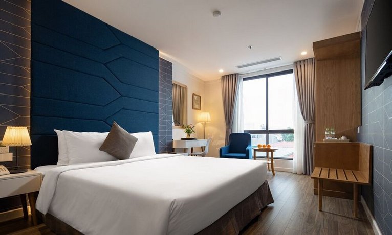May De Ville Legend Hotel & Spa