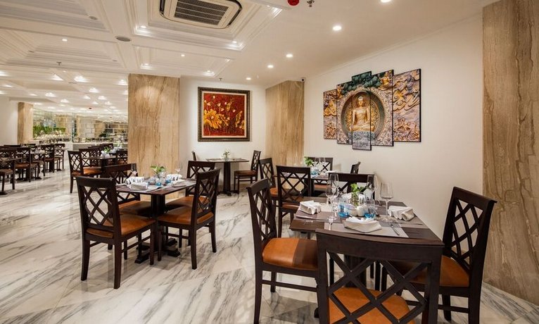 May De Ville Legend Hotel & Spa