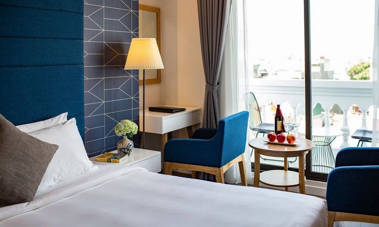 May De Ville Legend Hotel & Spa