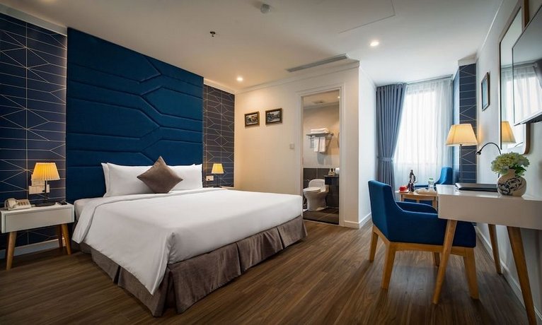May De Ville Legend Hotel & Spa