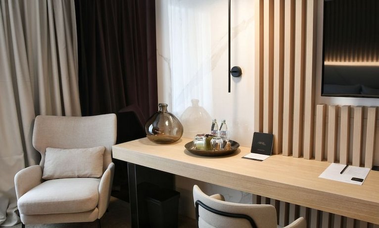 Pod Zidom Rooms