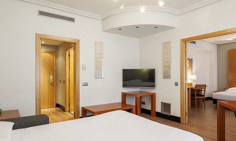 Hotel Ilunion Bilbao