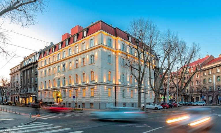 Hotel Le Premier