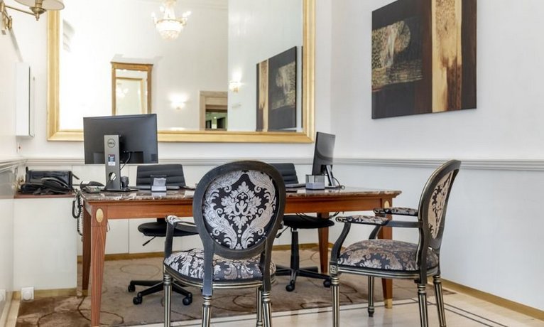 Hotel Le Premier