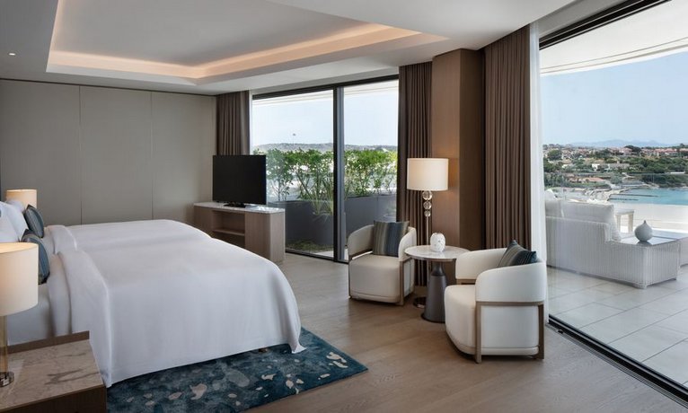 Reges a Luxury Collection Resort & Spa Cesme