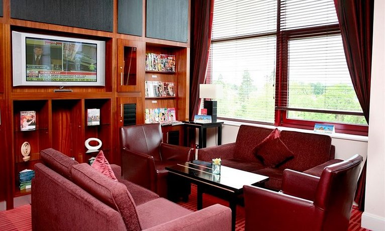 Crowne Plaza Dublin Airport