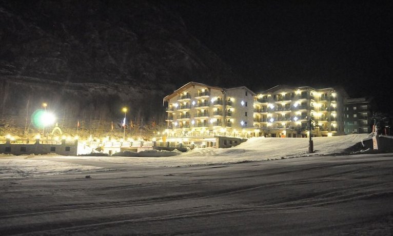 Hotel Parador Canaro & Ski