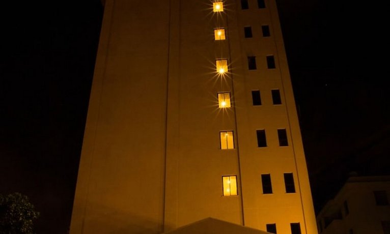 Bidwood Suite Hotel